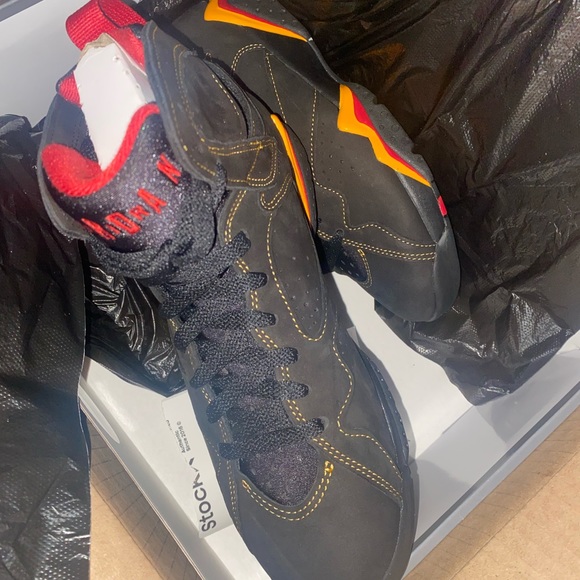 Jordan citrus 7s size 7.5 brand new never worn great buy - Picture 5 of 6